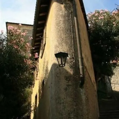 Casa 1659 - Casa Parrucchiere *