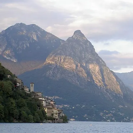 Casa 1659 - Casa Parrucchiere Gandria